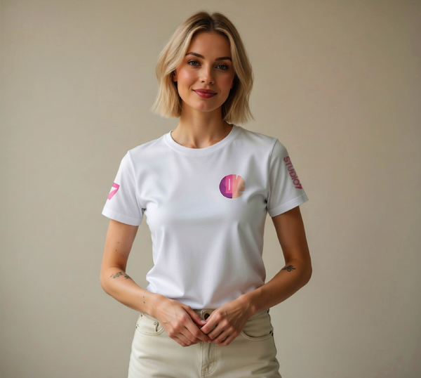 THE WOMENS  "LOVE" TEE