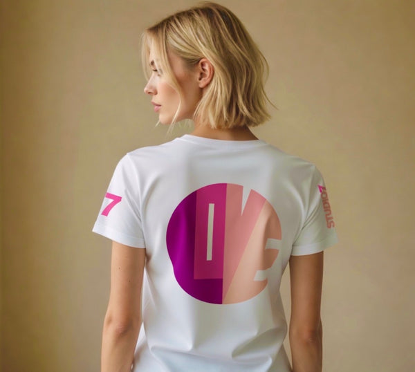 THE WOMENS  "LOVE" TEE