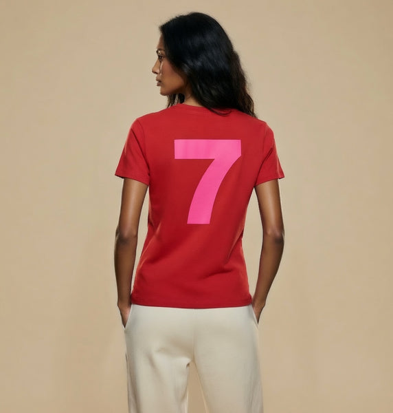STUDIO 7 TEE